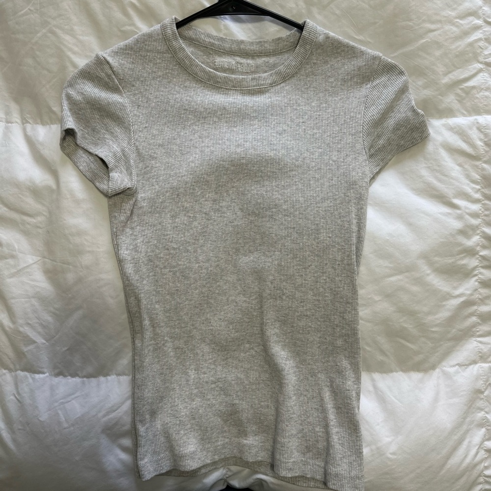 BUNDLE Djerf Avenue Long Sleeve AND T Shirt in Grey